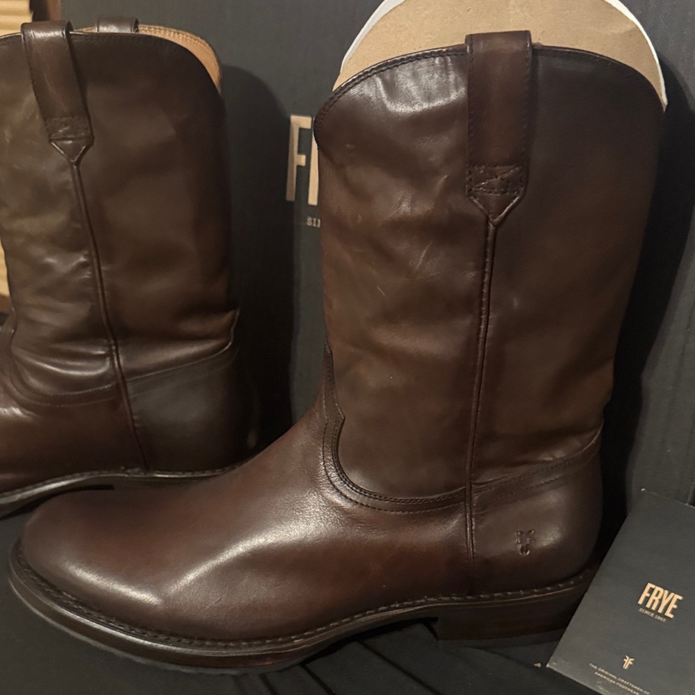 Frye Mens sz 11 Dark Brown Leather  ROPER Boots NWT - Picture 4 of 10